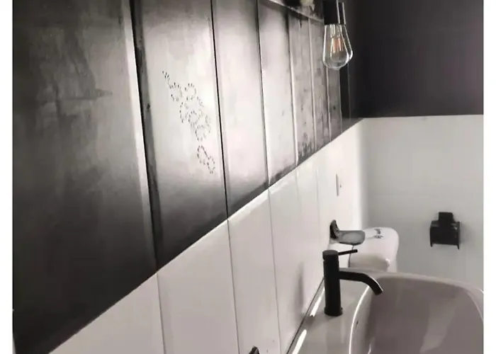 בית אירוח Maison Le Vrai *