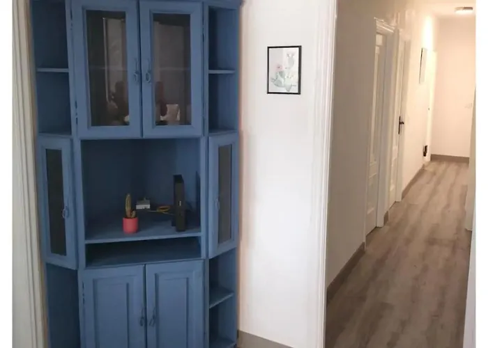 Maison Le Vrai בית אירוח